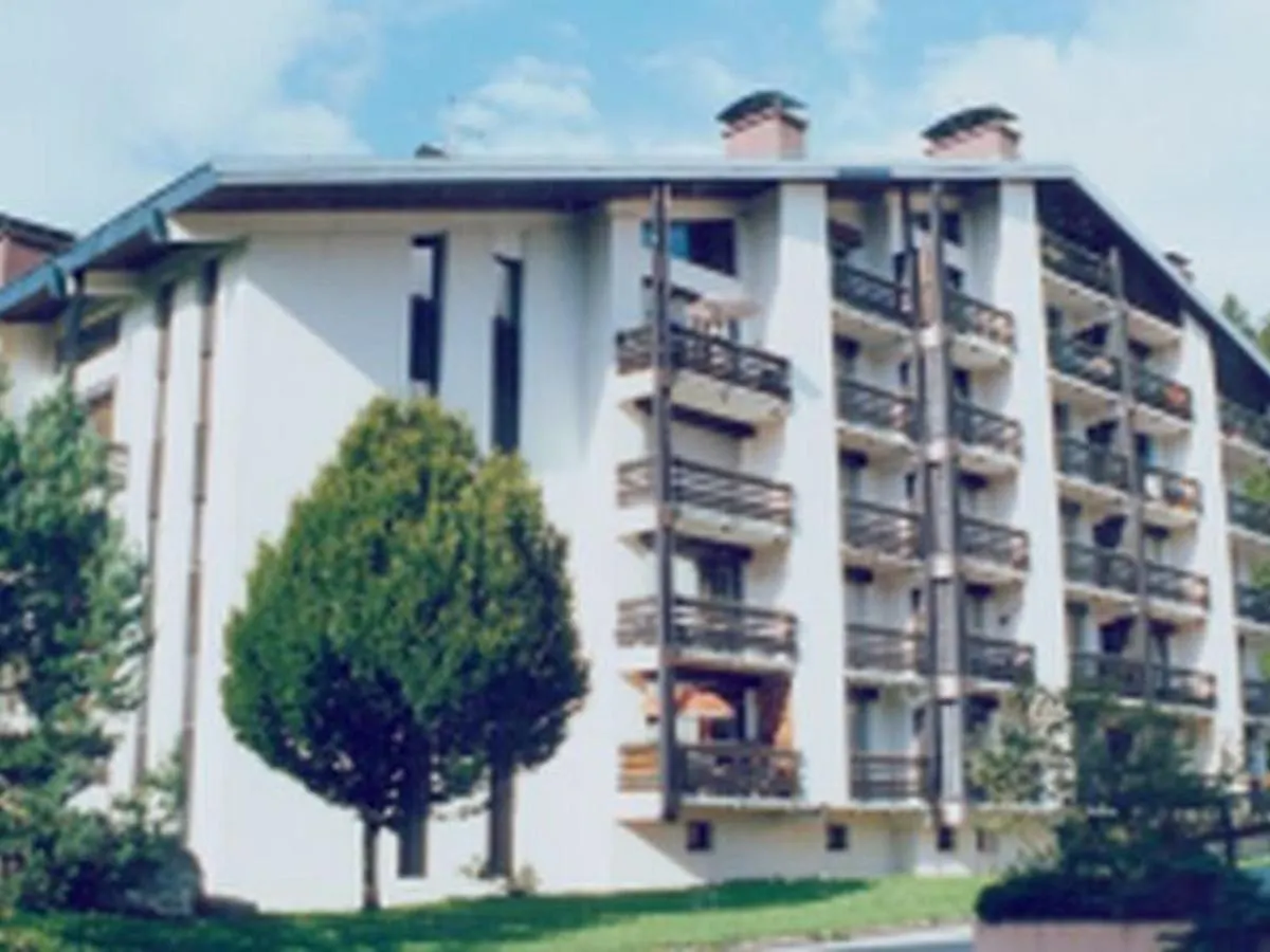 3P 6 Pers, Cuisine Renovee, Balcon Sud, Proche Pistes Et Commerces, Parking, Casier A Skis - Fr-1-572-204 Araches-la-Frasse 0*,  France