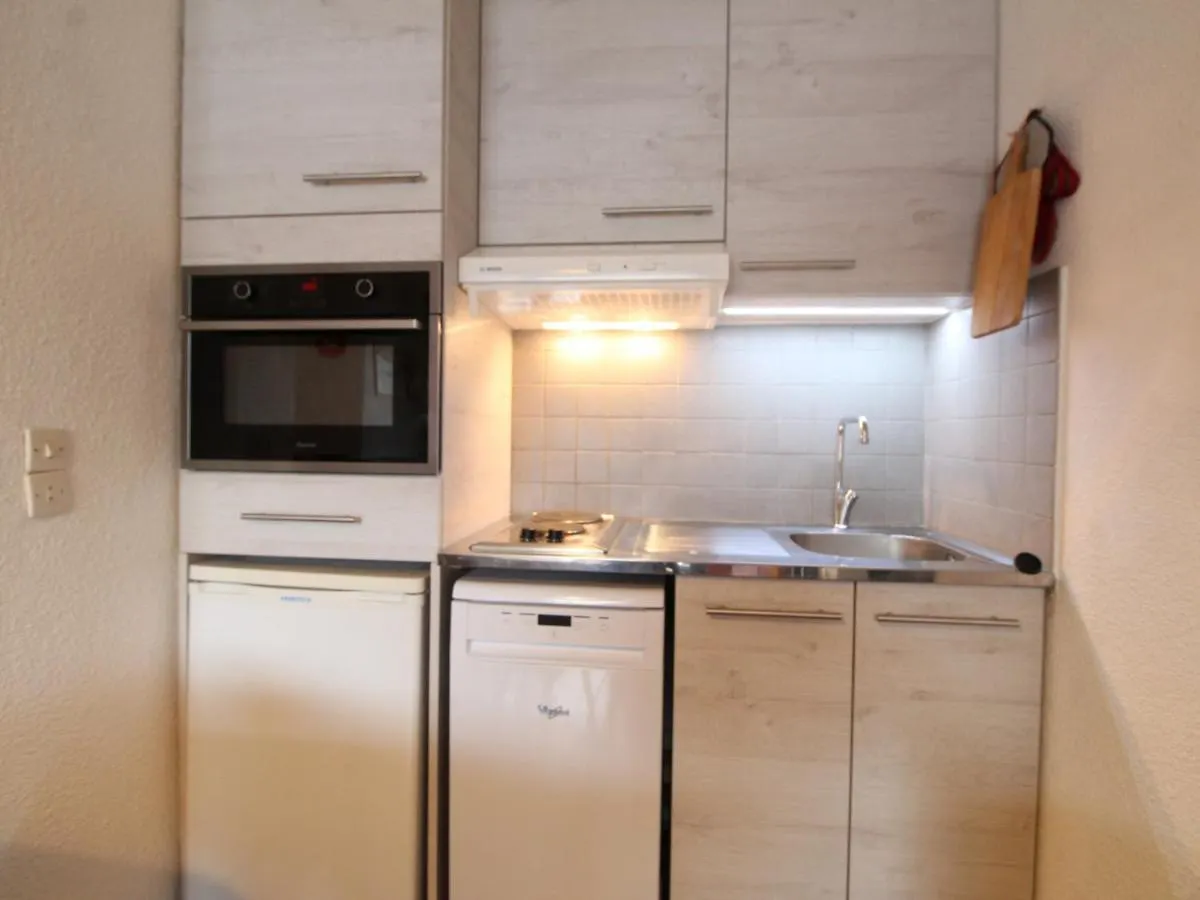 3P 6 Pers, Cuisine Renovee, Balcon Sud, Proche Pistes Et Commerces, Parking, Casier A Skis - Fr-1-572-204 Araches-la-Frasse Apartment